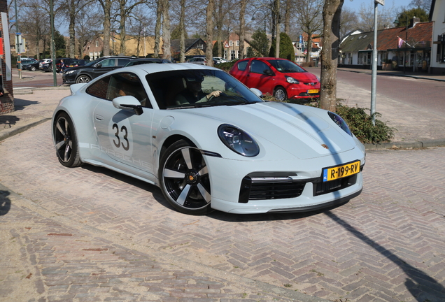 Porsche 992 Sport Classic