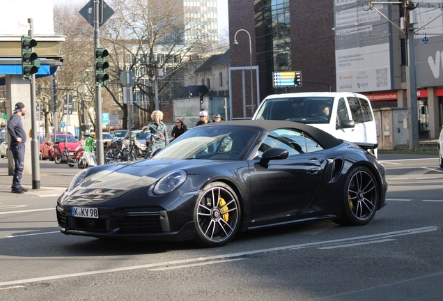 Porsche 992 Turbo Cabriolet