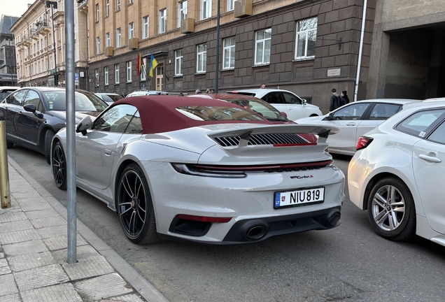Porsche 992 Turbo S Cabriolet