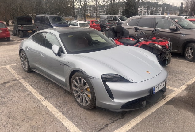 Porsche Taycan Turbo S
