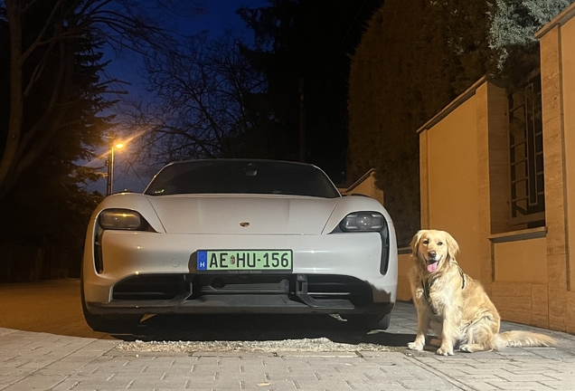 Porsche Taycan Turbo Sport Turismo