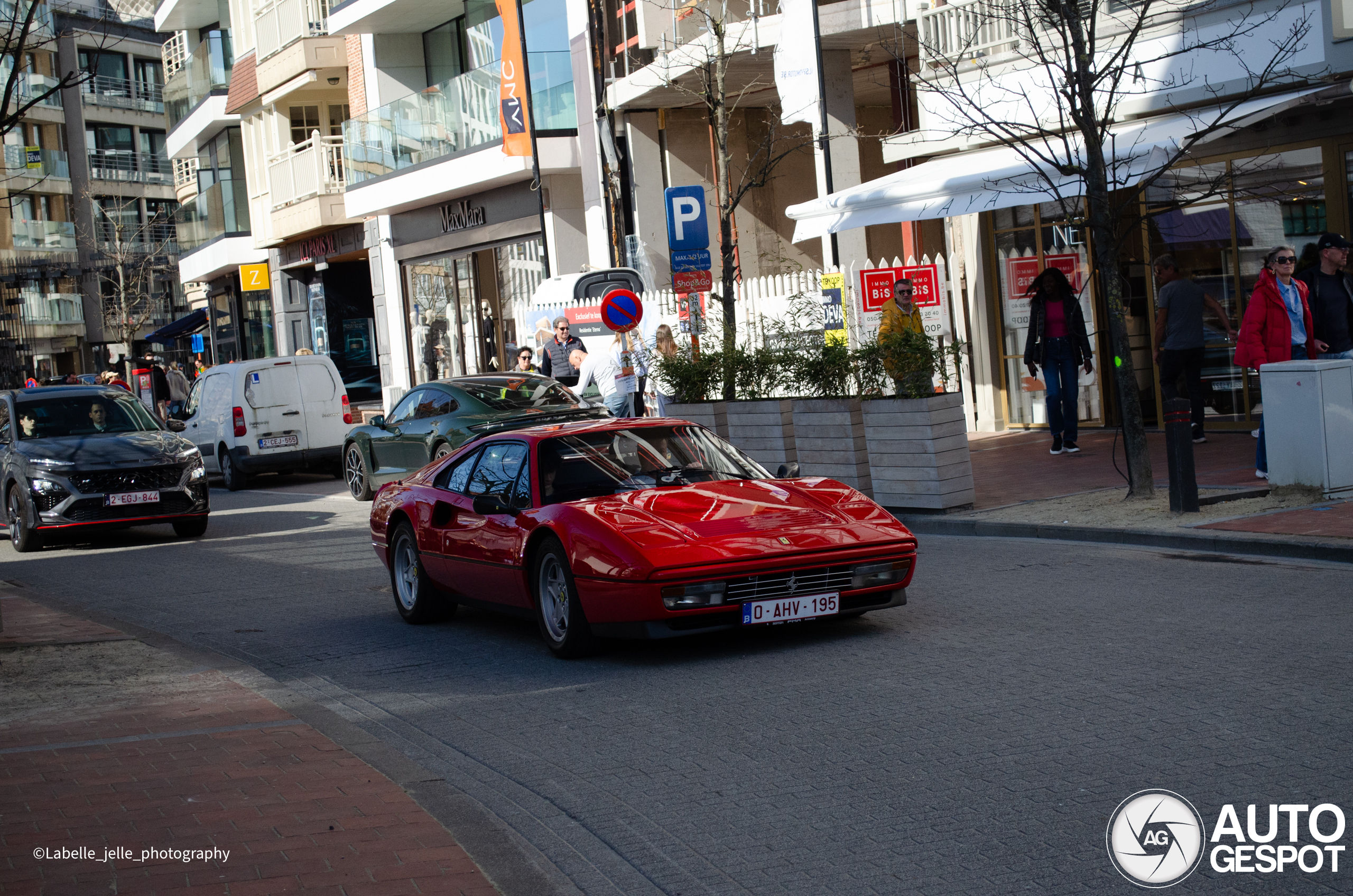 Ferrari 328 GTB