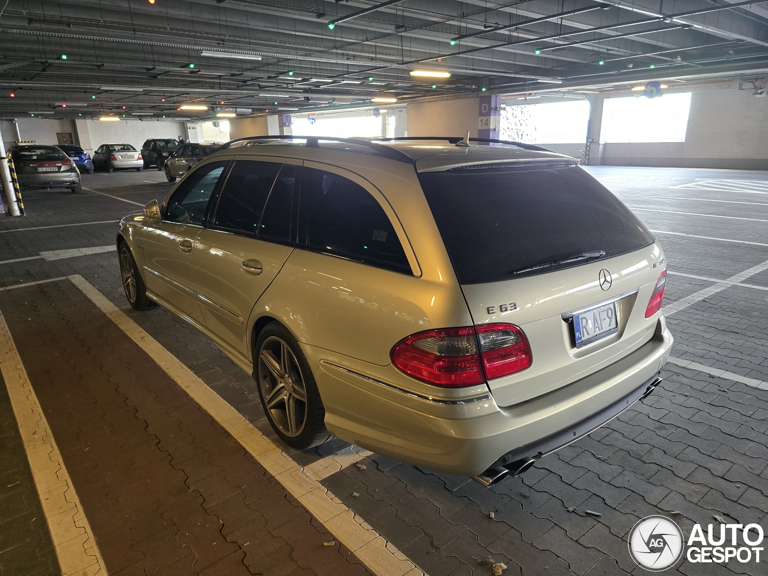 Mercedes-Benz E 63 AMG Combi