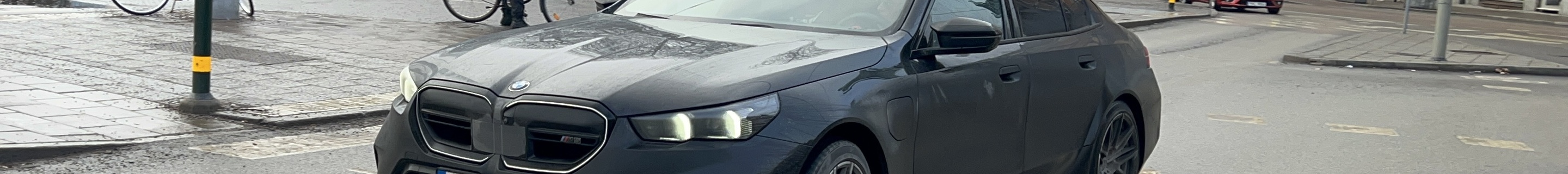 BMW M5 G90