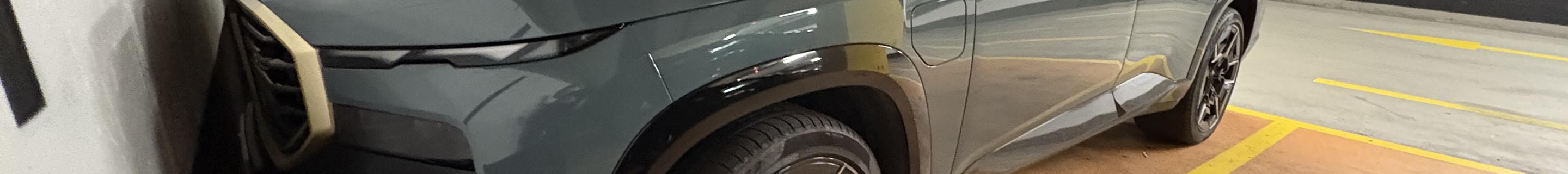 BMW XM G09