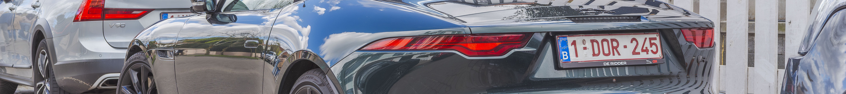 Jaguar F-TYPE R75 Convertible