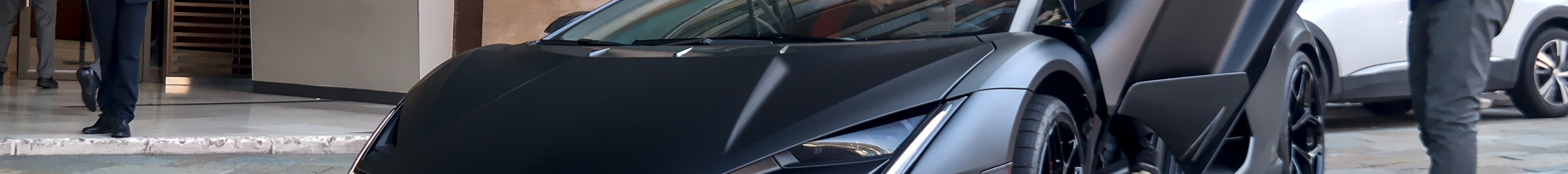 Lamborghini Revuelto