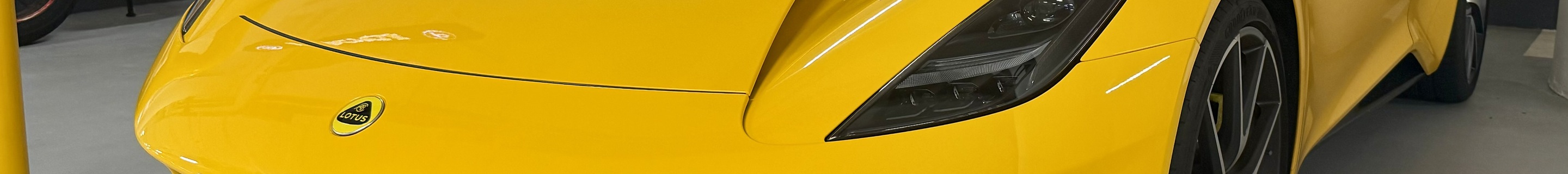 Lotus Emira