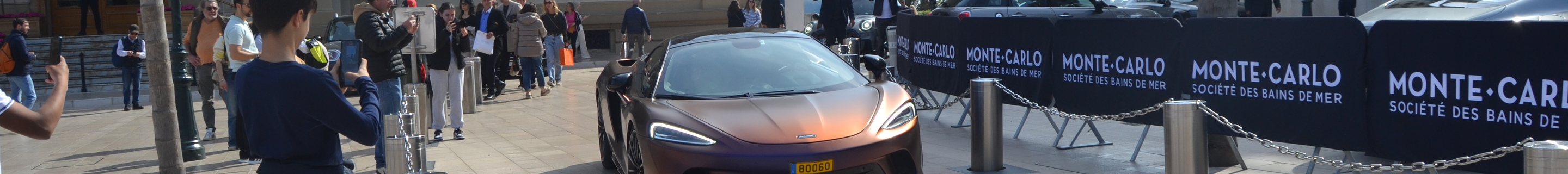 McLaren GT