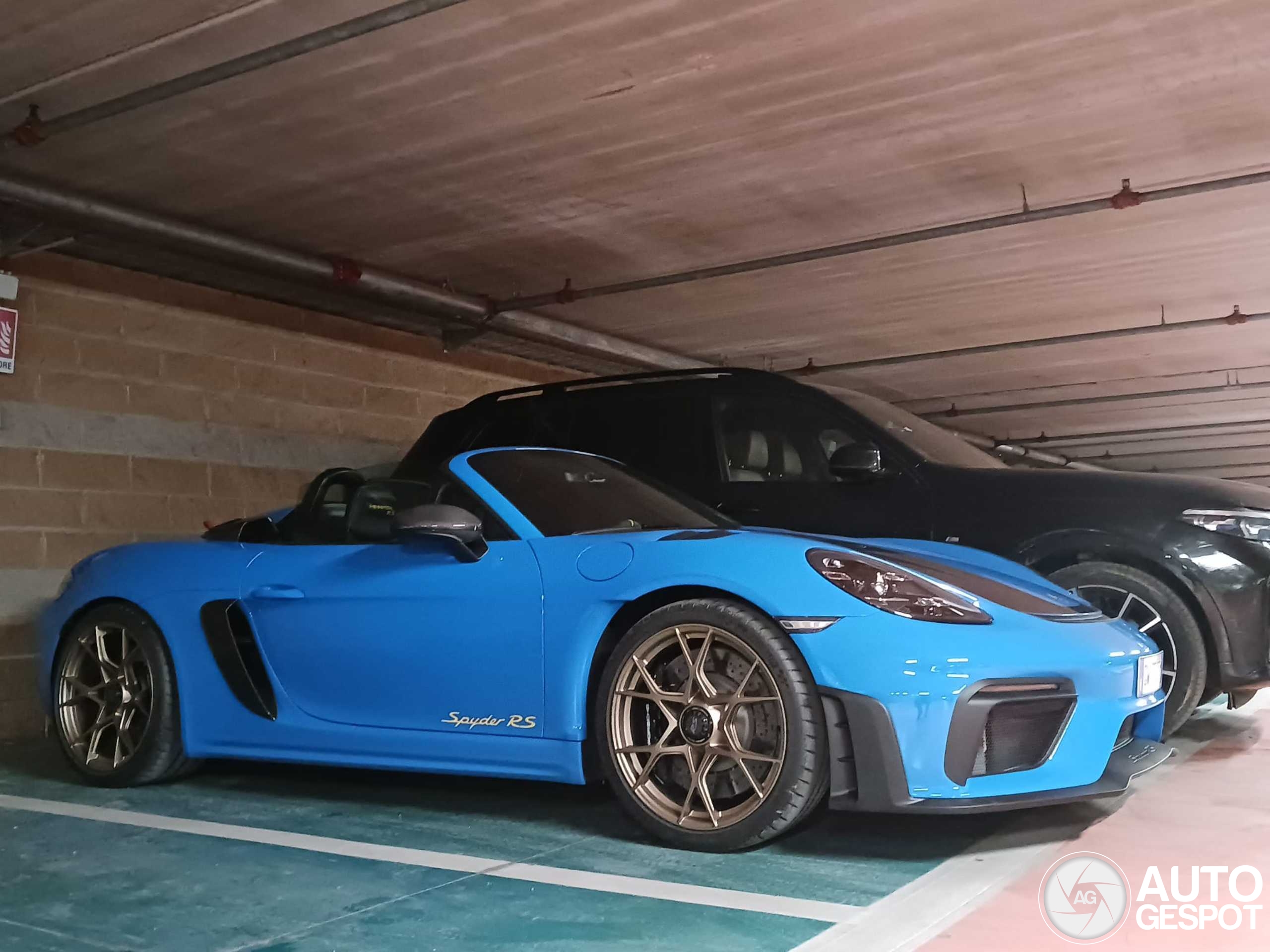 Porsche 718 Spyder RS Weissach Package