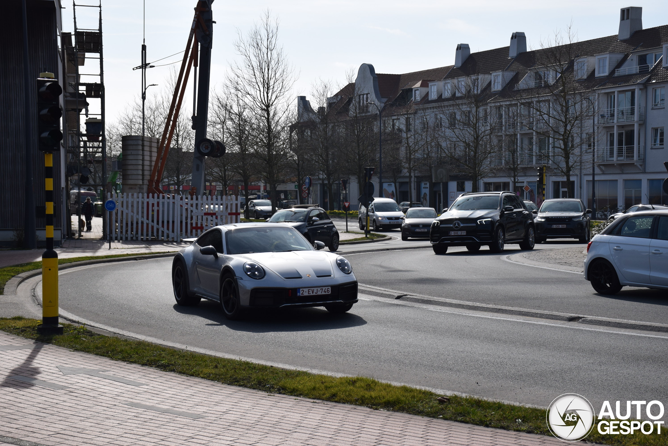 Porsche 992 Dakar