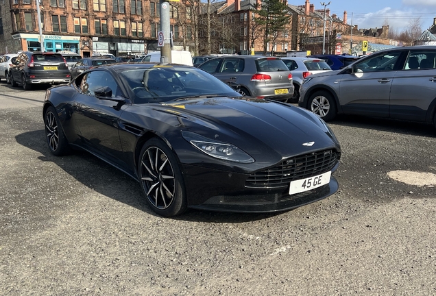 Aston Martin DB11 V8