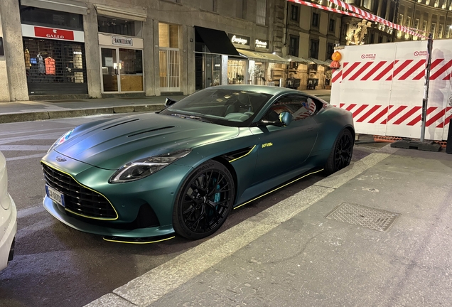 Aston Martin DB12
