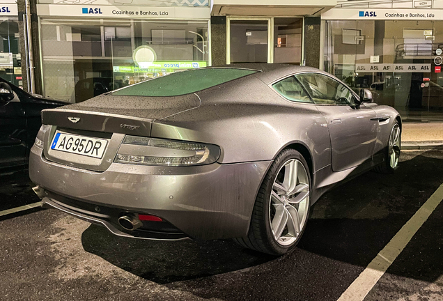 Aston Martin Virage 2011