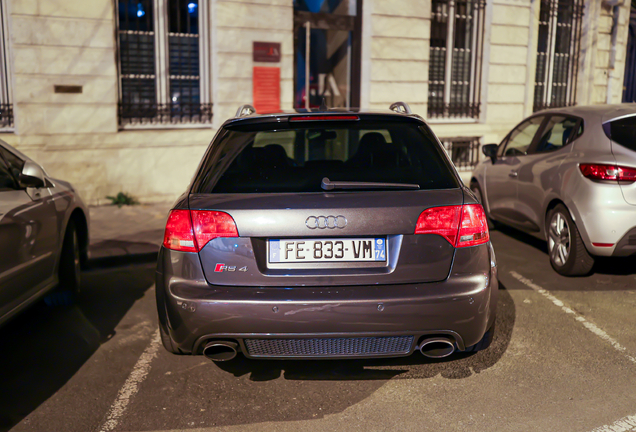 Audi RS4 Avant B7