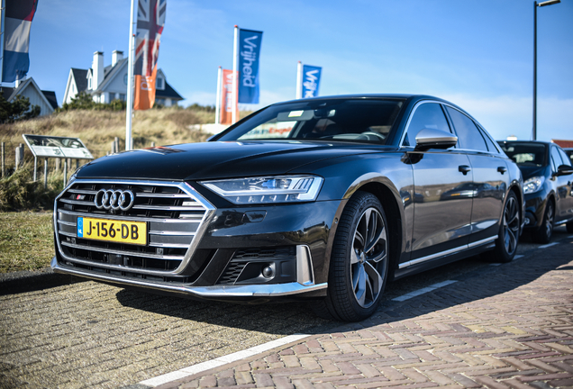 Audi S8 D5