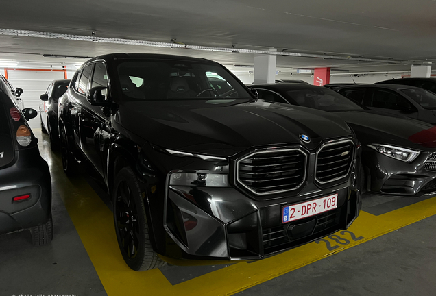 BMW XM G09