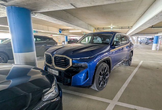 BMW XM G09