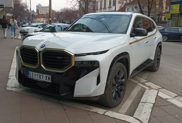 BMW XM G09