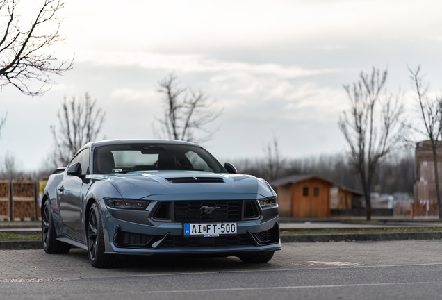 Ford Mustang Dark Horse 2024