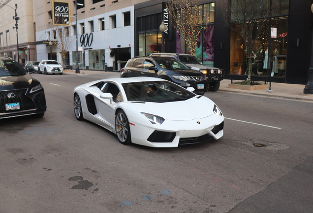 Lamborghini Aventador LP700-4
