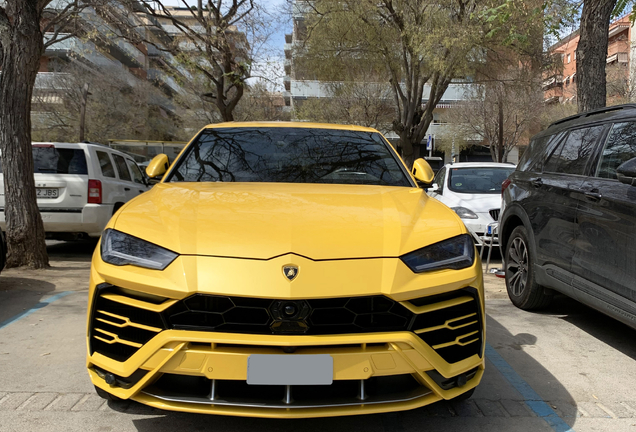 Lamborghini Urus