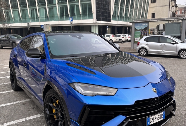 Lamborghini Urus Performante