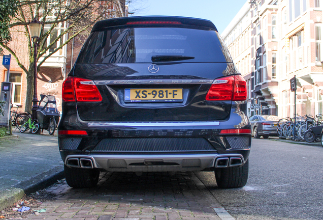 Mercedes-Benz GL 63 AMG X166