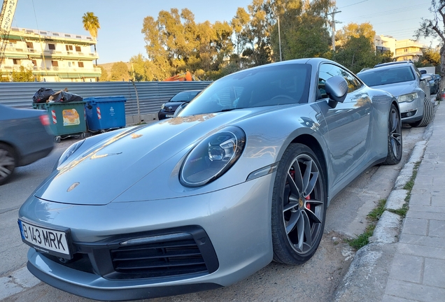 Porsche 992 Carrera 4S