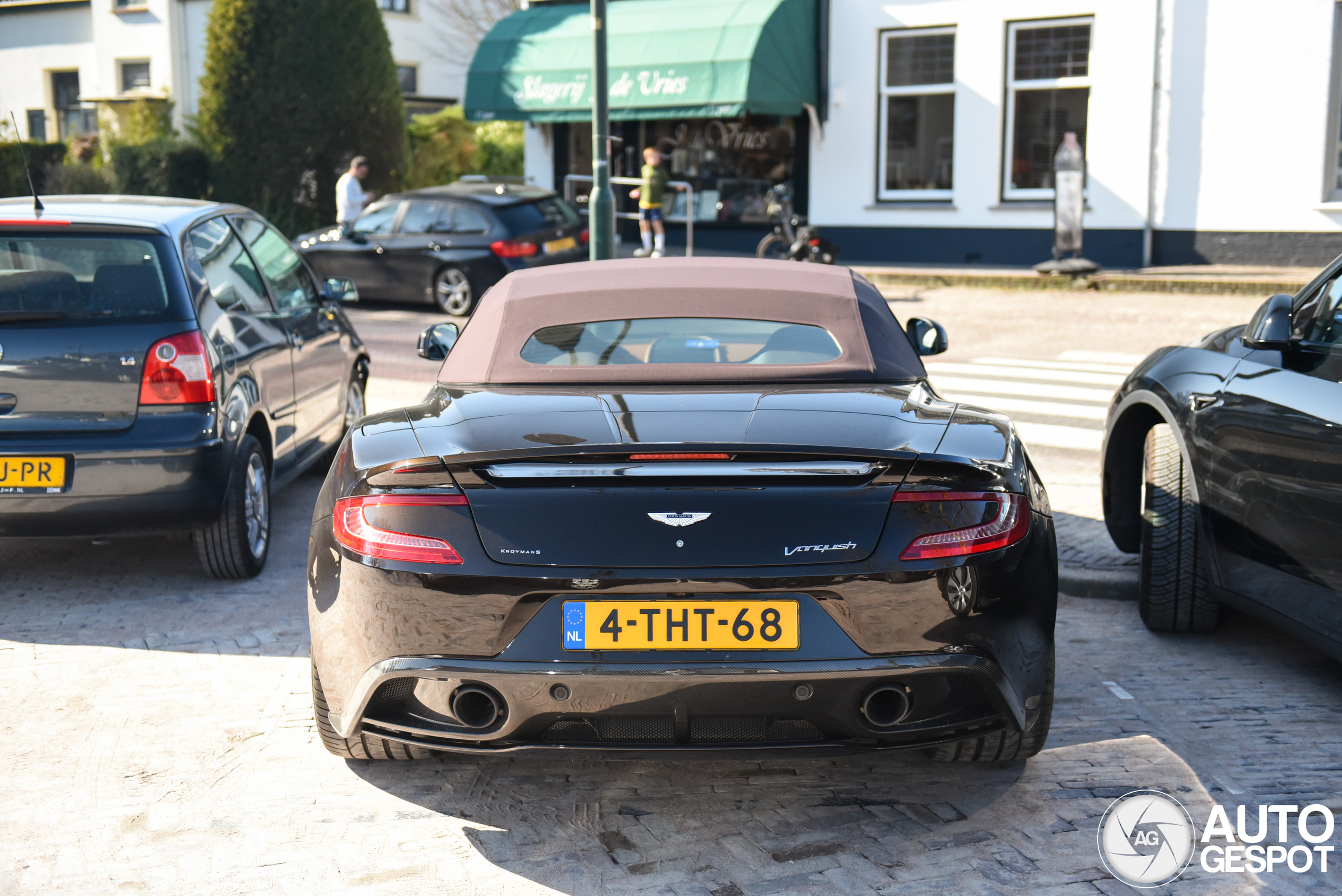 Aston Martin Vanquish Volante