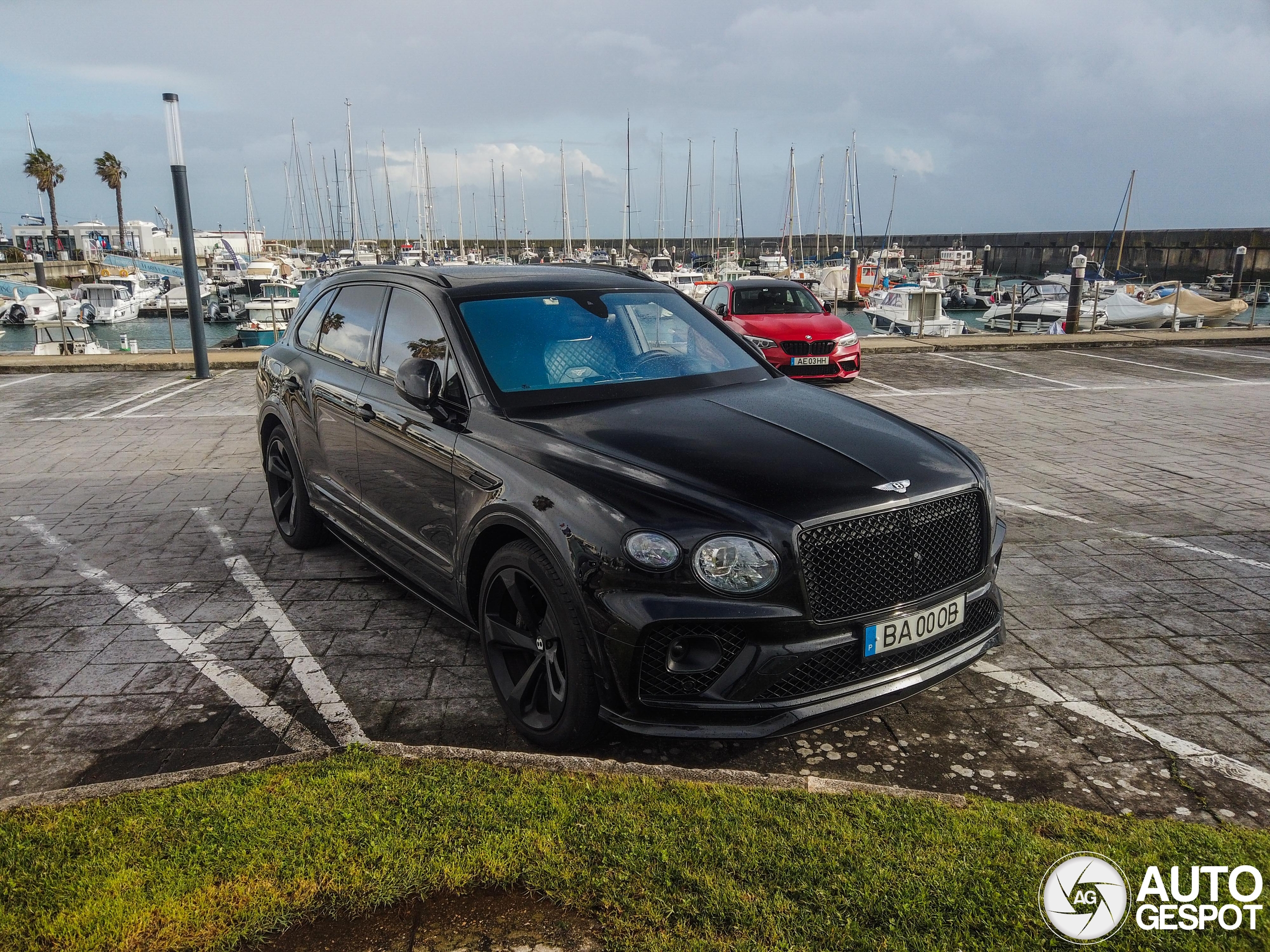 Bentley Bentayga Hybrid 2021