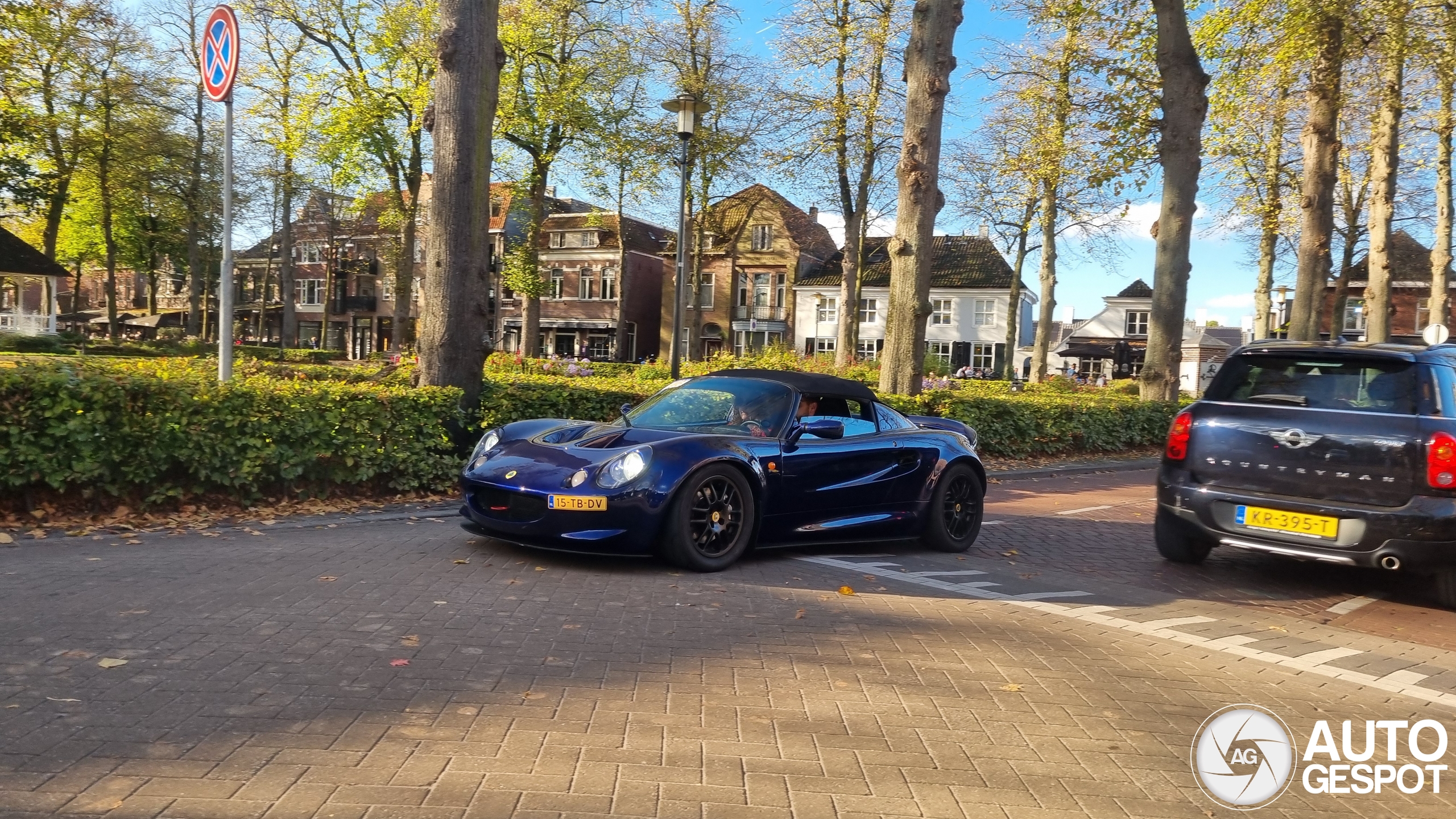 Lotus Elise S1