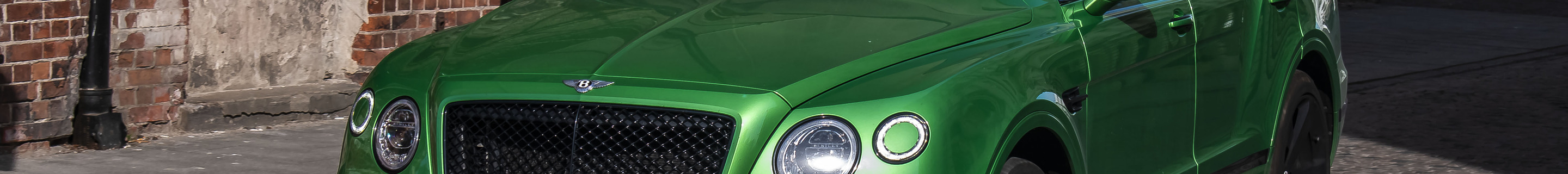 Bentley Bentayga V8