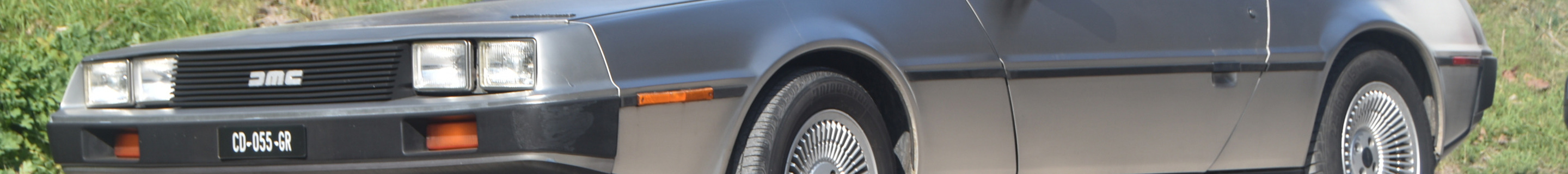 DeLorean DMC-12