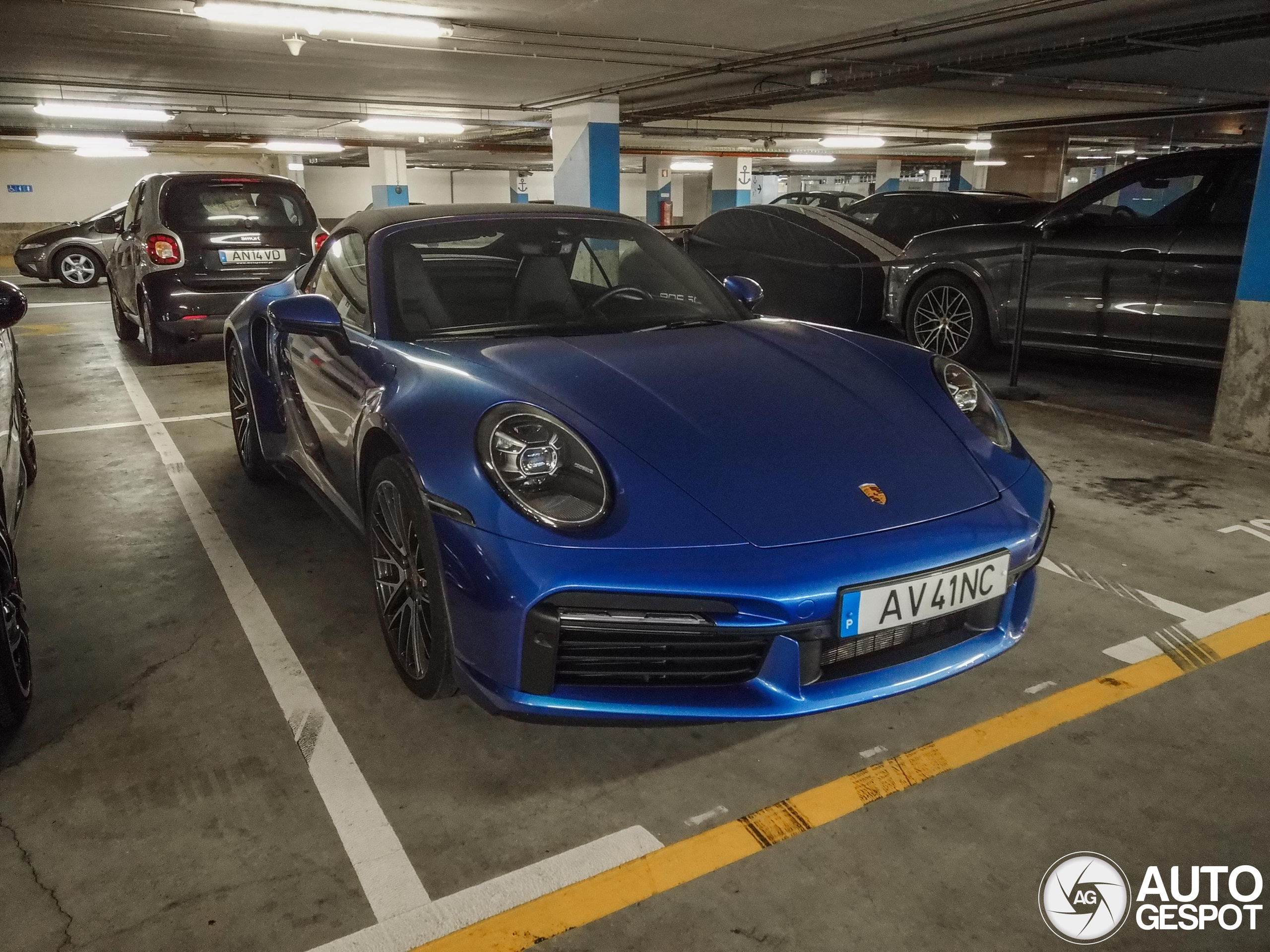 Porsche 992 Turbo Cabriolet