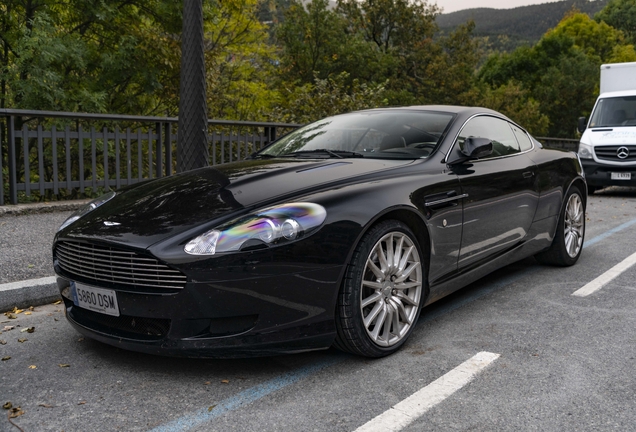 Aston Martin DB9