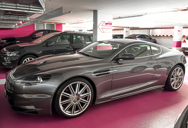 Aston Martin DBS
