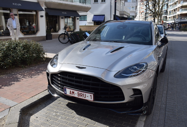 Aston Martin DBX707