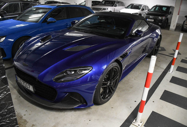 Aston Martin DBS Superleggera Volante