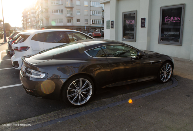 Aston Martin Virage 2011