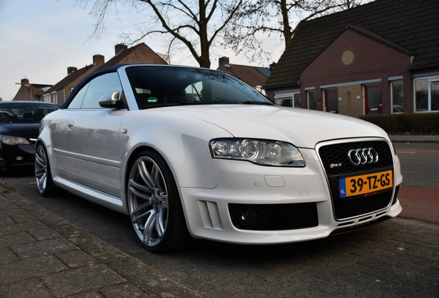 Audi RS4 Cabriolet