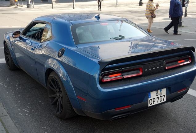 Dodge Challenger SRT Hellcat Widebody