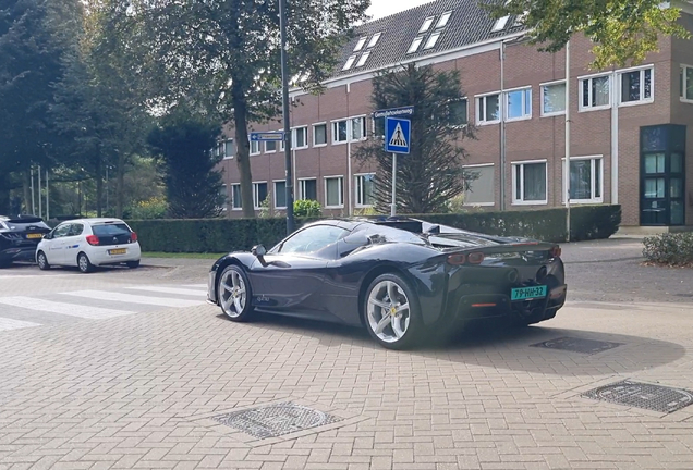 Ferrari SF90 Spider