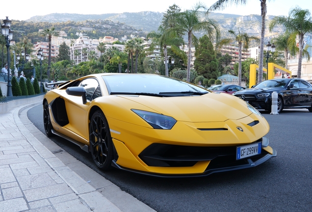 Lamborghini Aventador LP770-4 SVJ