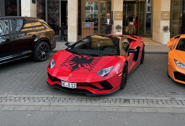 Lamborghini Aventador S LP740-4 Roadster