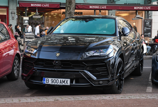Lamborghini Urus