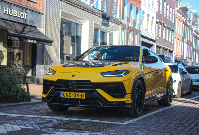 Lamborghini Urus Performante