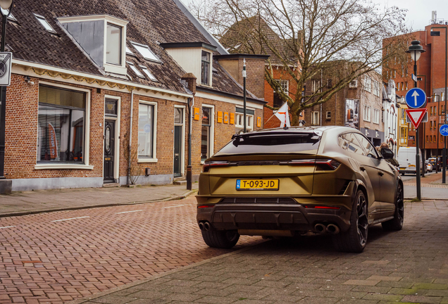 Lamborghini Urus Performante