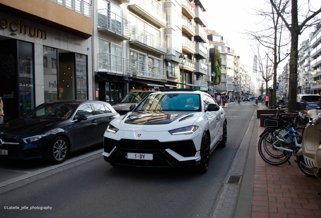 Lamborghini Urus Performante