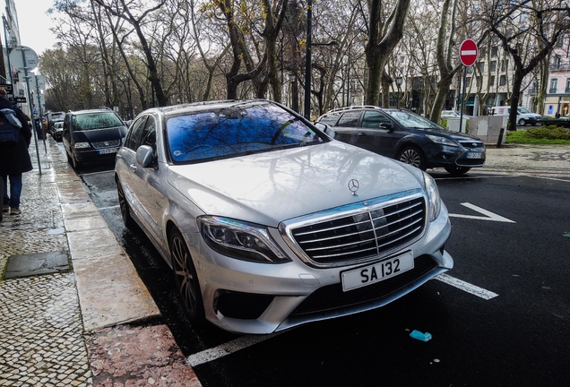 Mercedes-Benz S 63 AMG V222